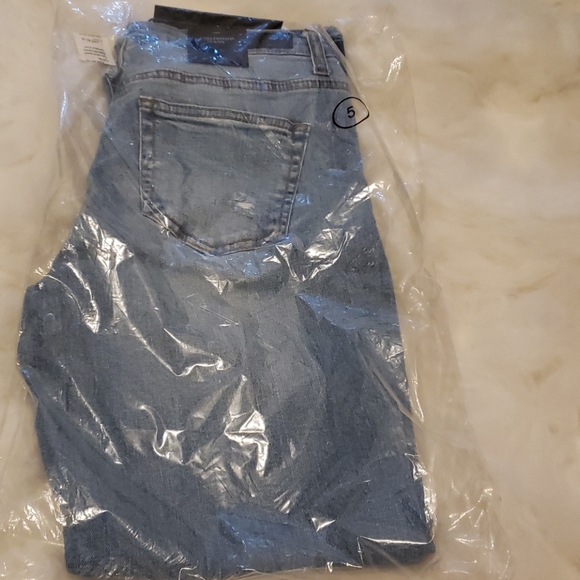 NWT Black Label High Rise Flared Inset Jeans - Picture 4 of 12